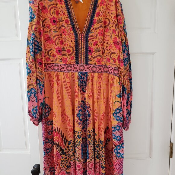 Sunset-colored imported Indian print maxi dress - Picture 1 of 4